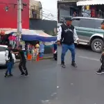 Iquiqueño enfrentando a venezolano armado, Captura