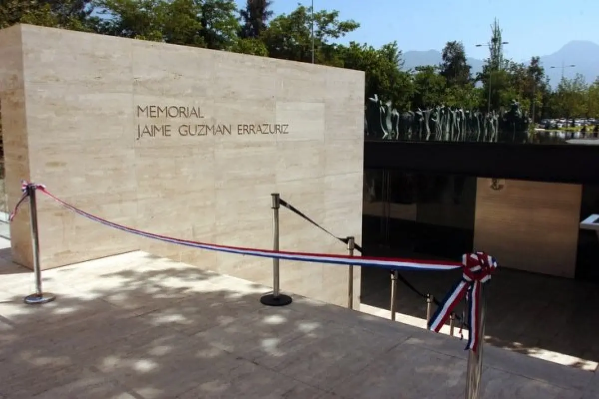 Memorial de Jaime Guzmán en Vitacura, Fundación Jaime Guzmán