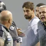Tiago Nunes se enfrenta a Jorge Sampaoli, Twitter