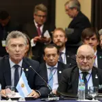 Embajador Jorge Faurie acompañando al expresidente argentino Mauricio Macri en cumbre Mercosur (2019), @JorgeFaurie