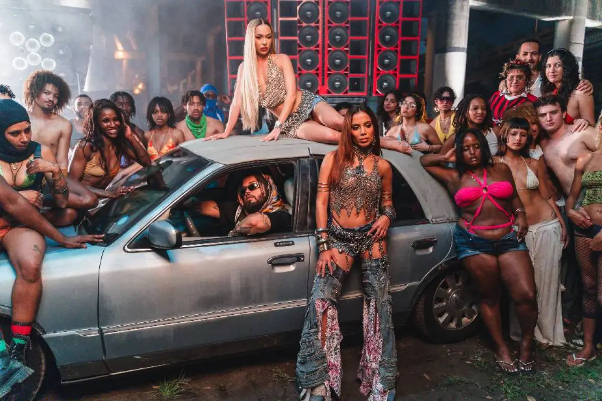 Anitta - “Double Team” feat. Brray , Universal Music