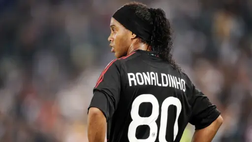 Ronaldinho, Redes sociales