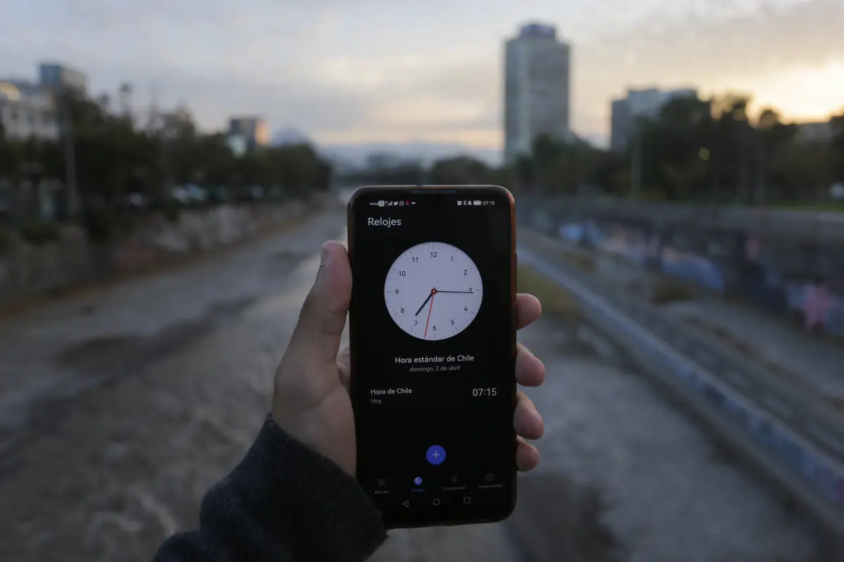 Horario de invierno , Agencia Uno