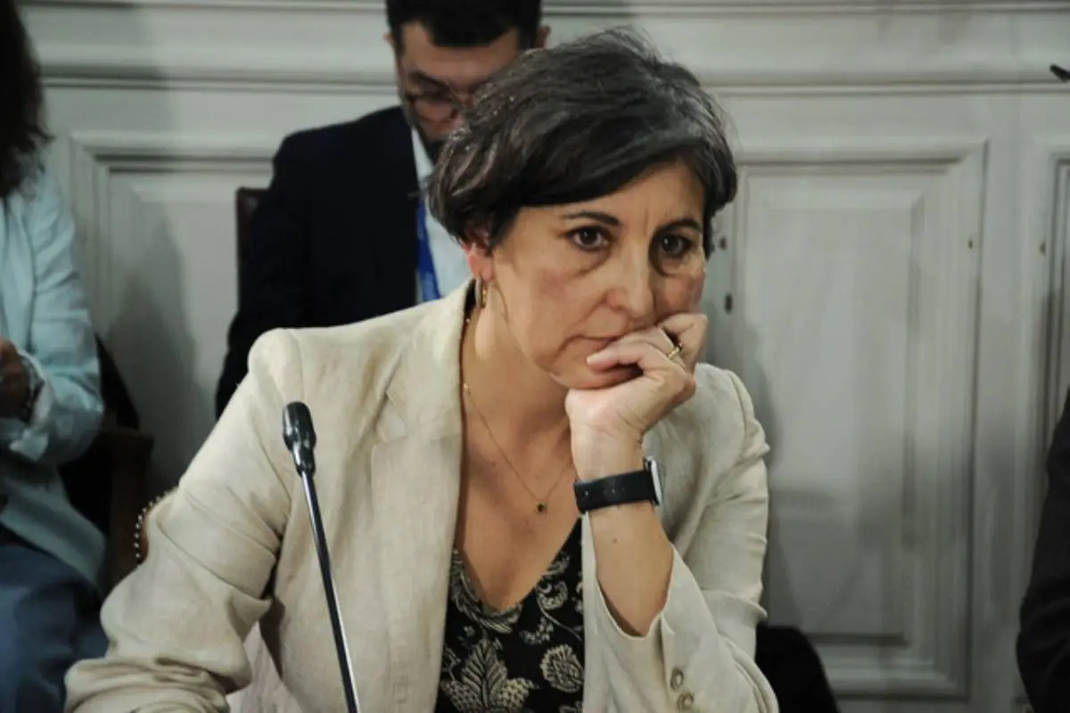 Ximena Aguilera, Agencia Uno