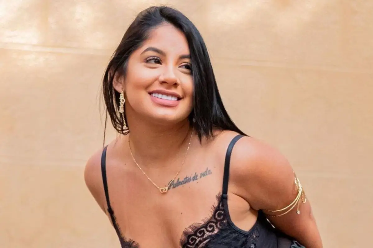 Nathalie Vera, redes sociales 