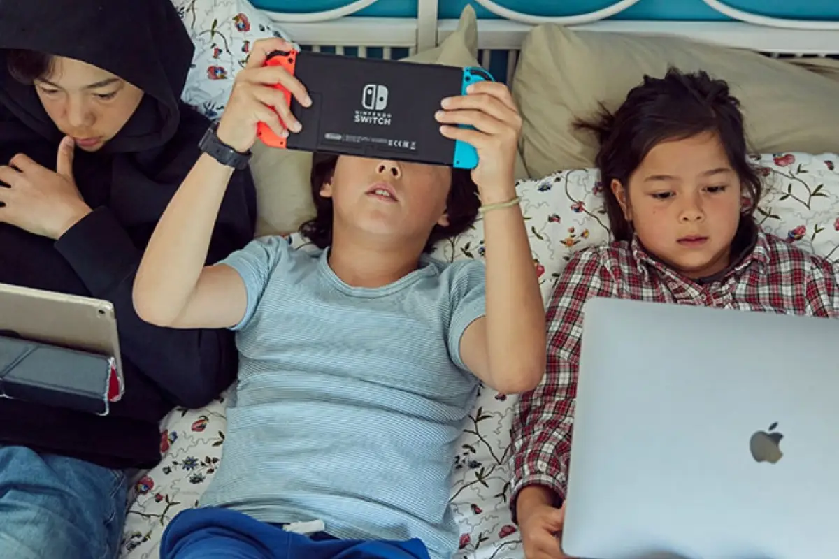 Derechos del niño en el ámbito digital, Redes sociales | Referencial