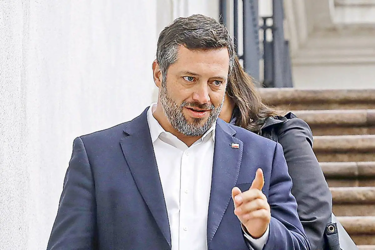 Sebastián Sichel, cedida