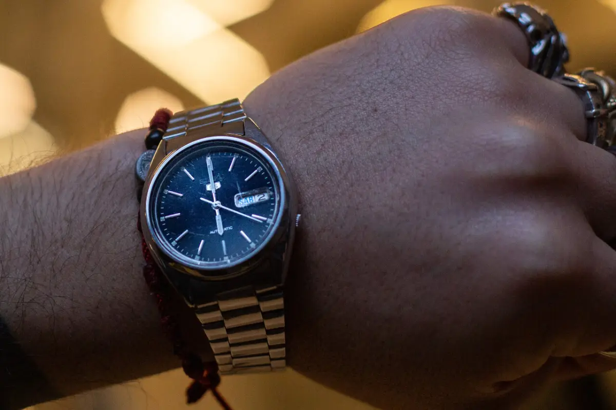 Este sábado los relojes se deben ajustar en 60 minutos, Agencia Uno