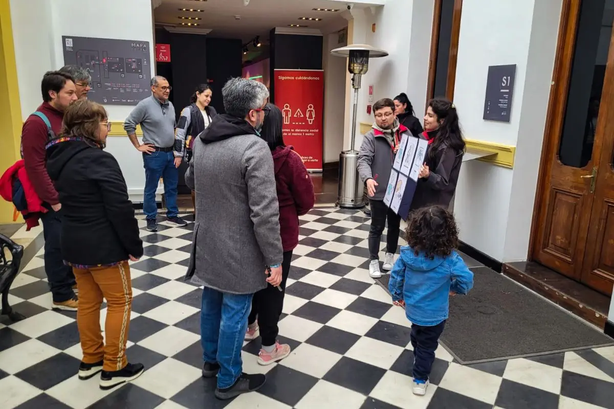 Museo de Bomberos de Santiago lanza programa para personas autistas , Cedida