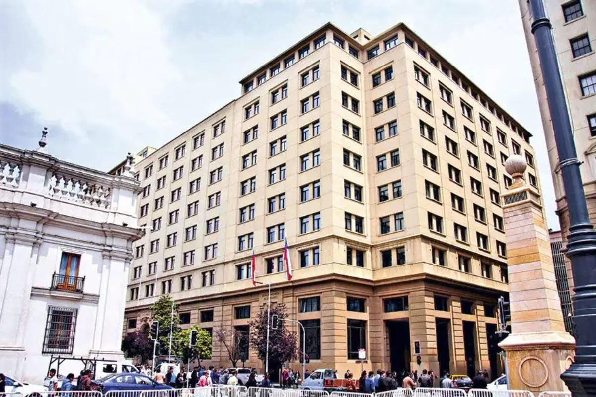 Subsecretaría del delito, cedida