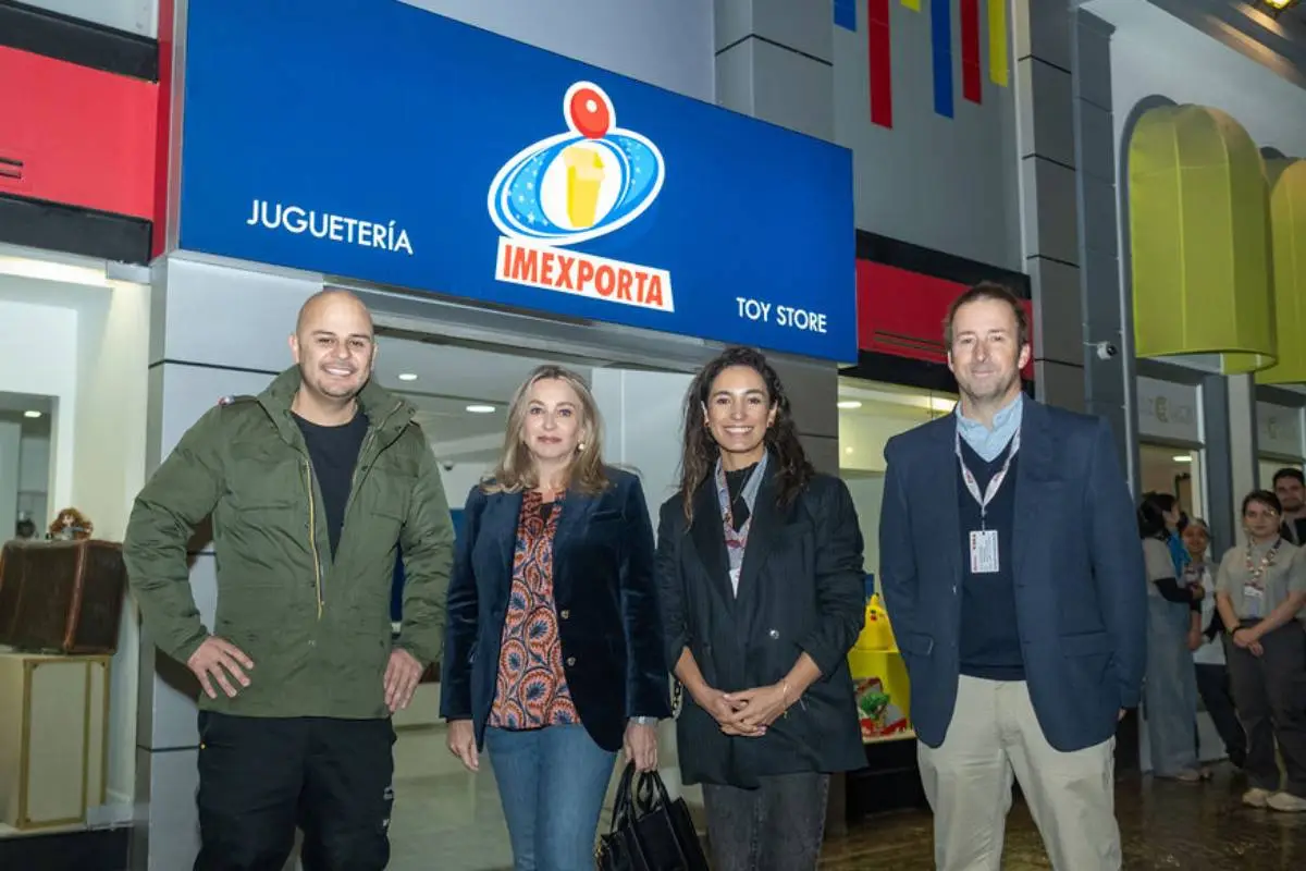  Ejecutivos KidZania e Imexporta abren oficialmente la nueva tienda., Cedida