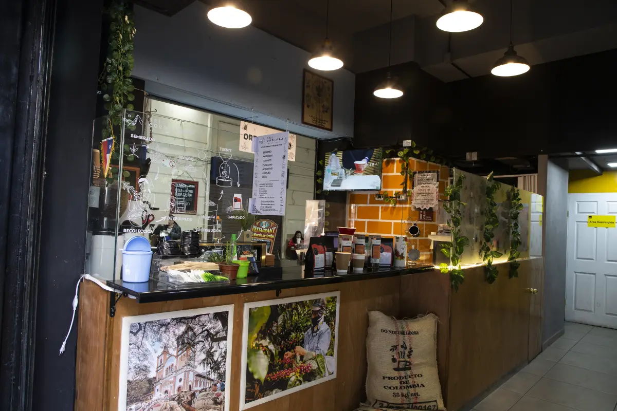 Café Tres Cordilleras, Juan Pablo Carmona Y.