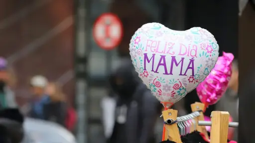 Día de la Madre, Redes sociales