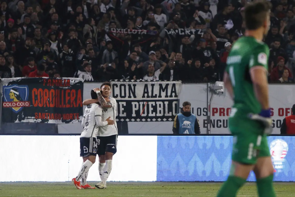 Gol de Guillermo Paiva, Fernando Campos