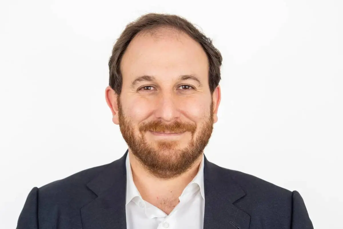 Maximiliano Luksic, Redes Sociales