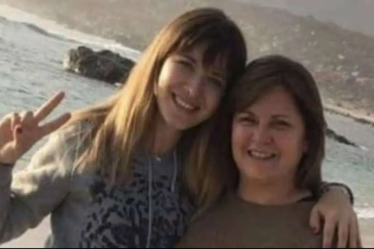 Carla Jara y su madre, redes sociales