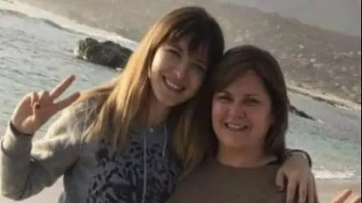 Carla Jara y su madre, redes sociales