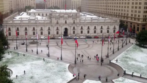 En 2017 la nieve llegó hasta el centro de la capital, Agencia Uno