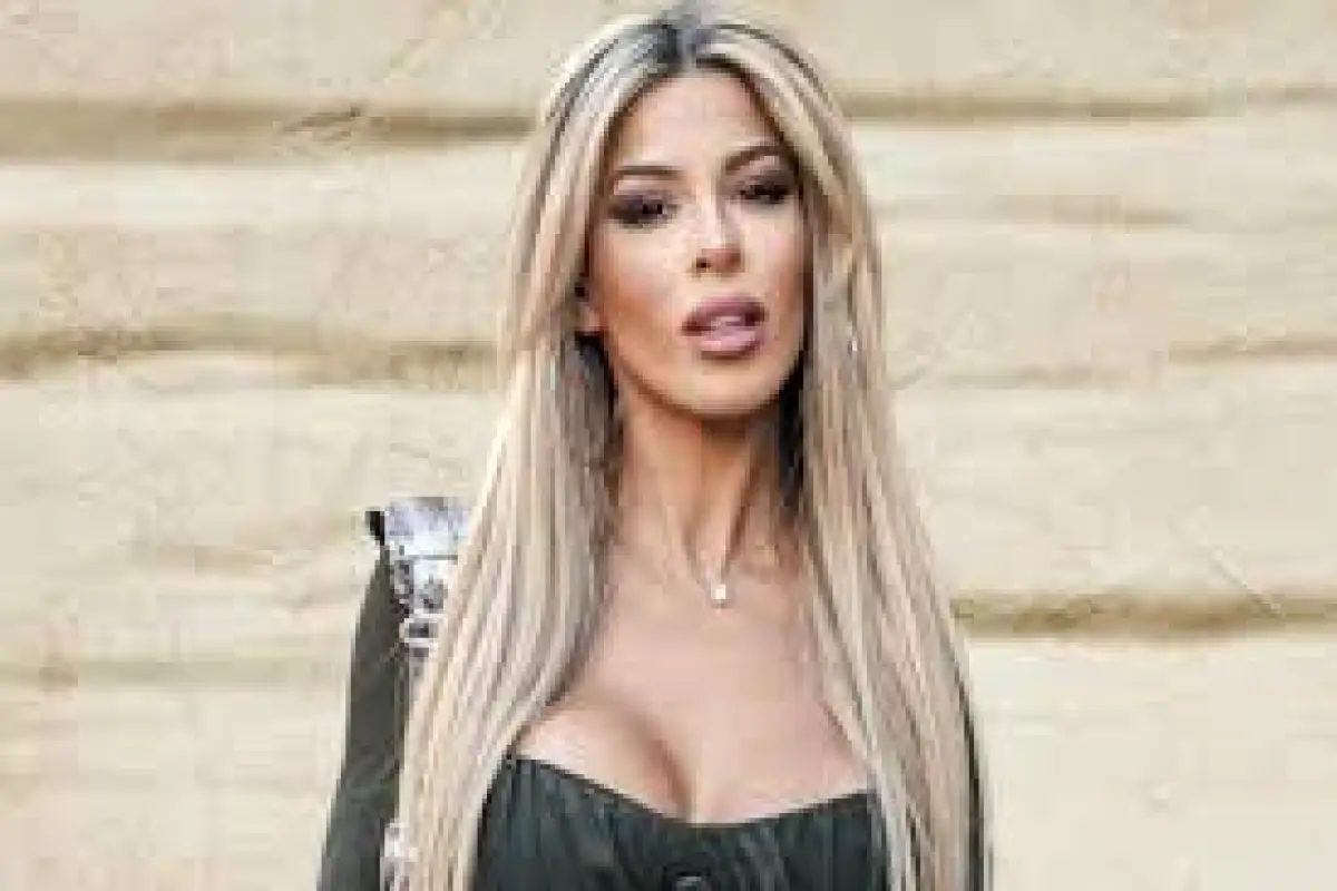 Oriana Marzoli, redes sociales