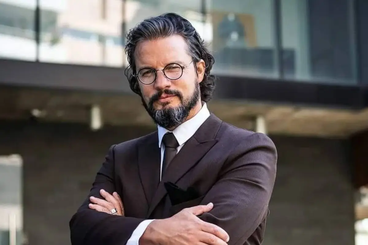 Doctor File, Redes sociales