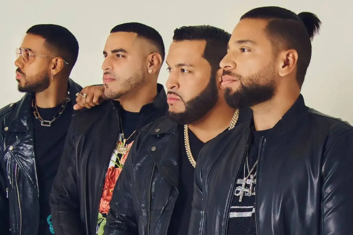 Aventura, Redes Sociales