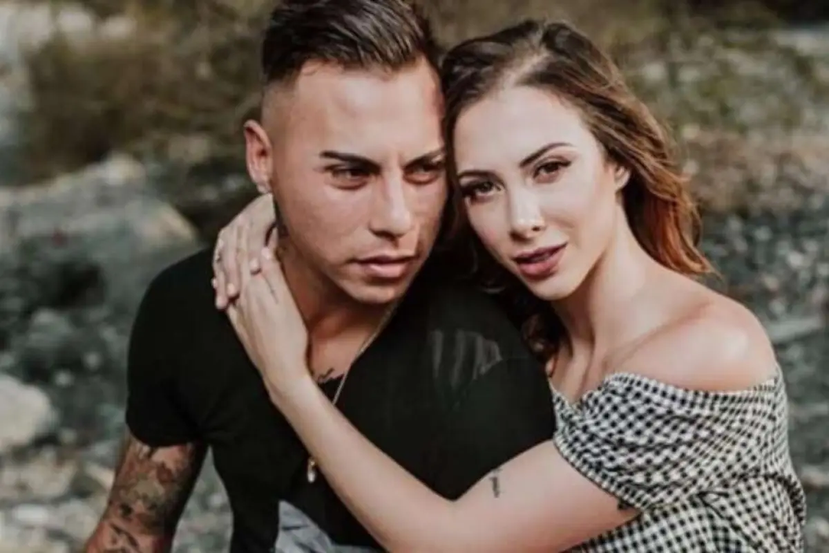 Eduardo Vargas y Daniela Colett, Redes sociales