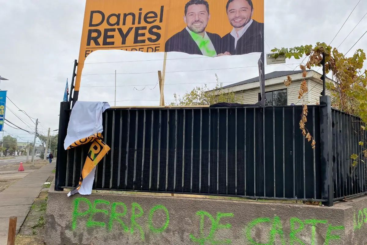 El comando de Reyes amaneció con rayados contra Carter, Cedida