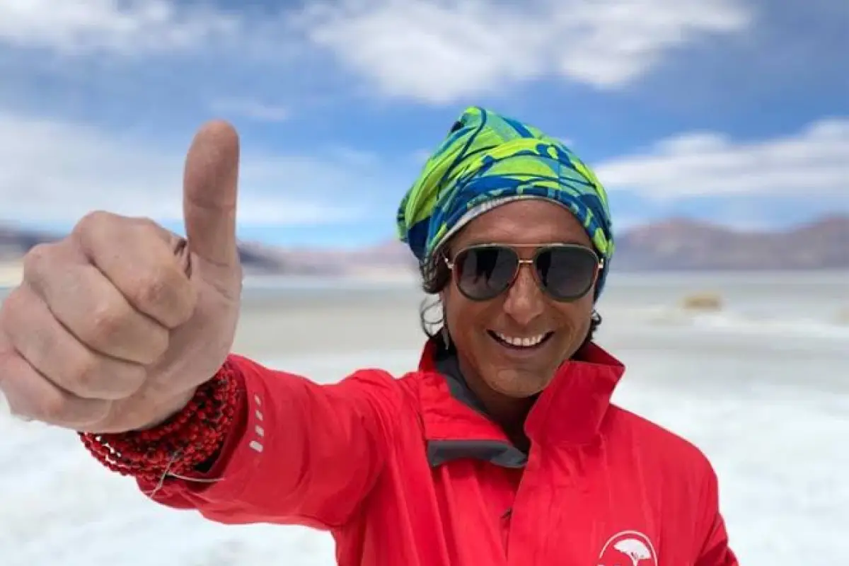 Claudio Iturra, Redes sociales