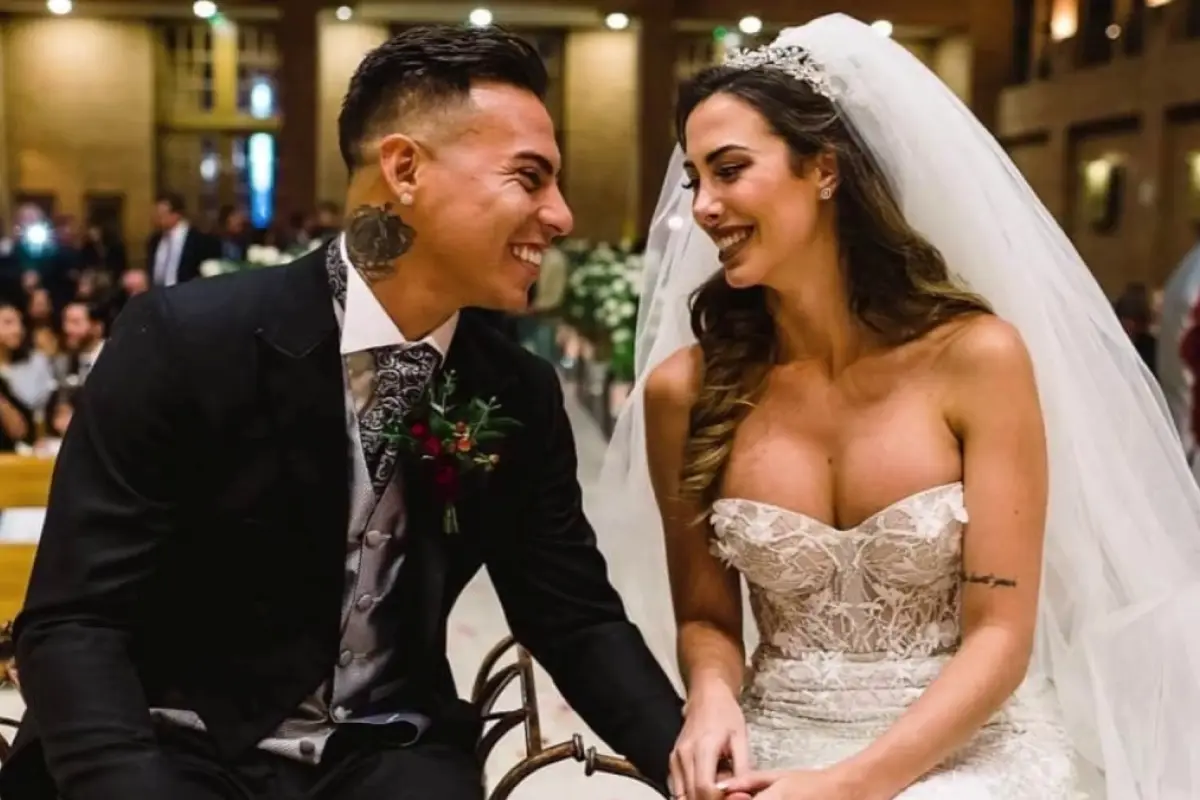 Eduardo Vargas y Daniela Colett, Redes sociales