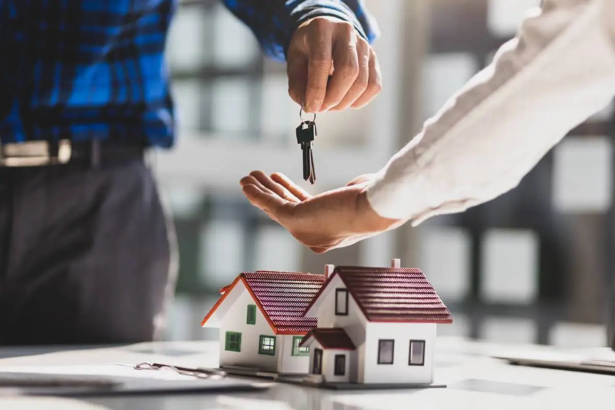 Compra venta, Redes Sociales