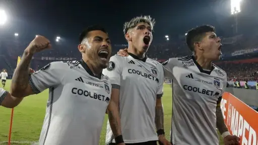 Colo Colo se instaló entre los mejores de América, Instagram