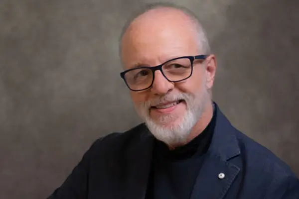 Alberto Plaza ,Redes sociales