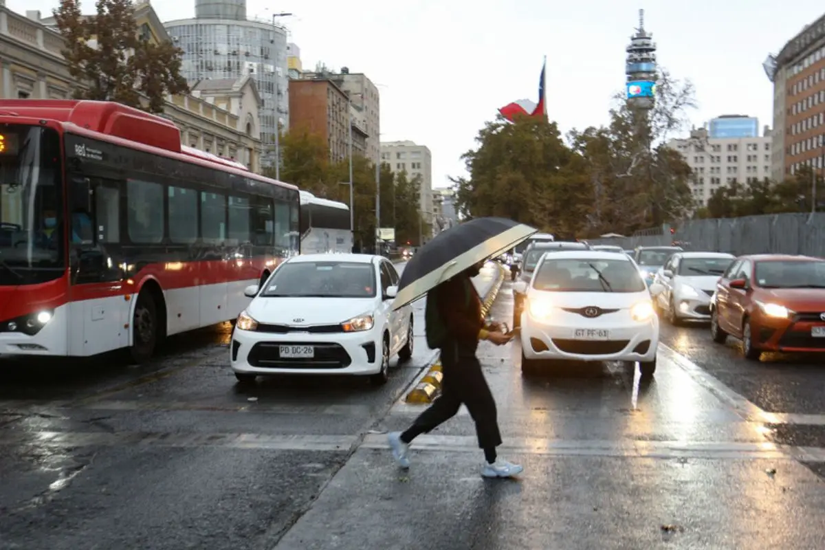 Santiago se prepara para nuevas lluvias, Agencia Uno