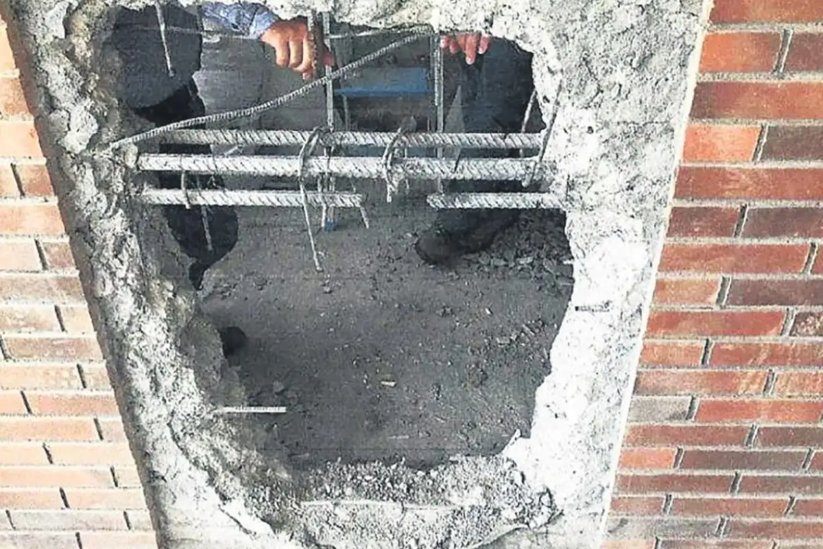 Así quedó el muro derribado por vecina, Instagram