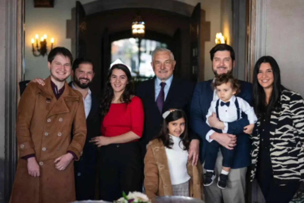 Publicación de Simón Boric, Redes sociales