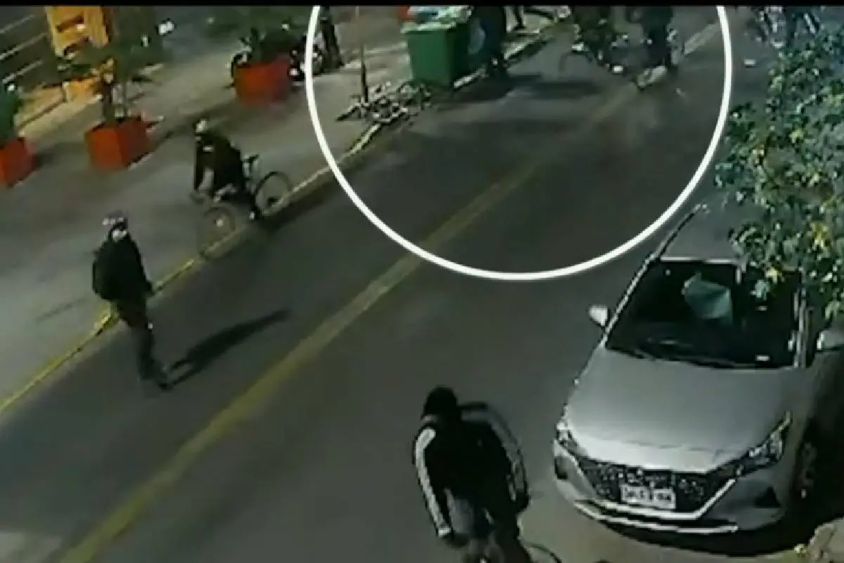 Turba ataca a tiktoker, CHV