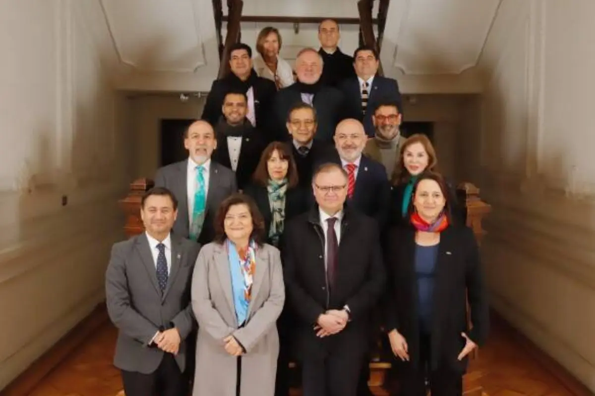 Pleno del CUECH ratifica a Rector Corrales como presidente , Cedida