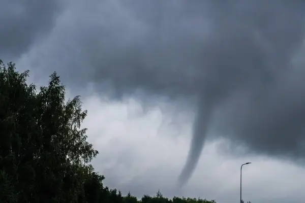 Tornados en Chile  ,Redes sociales | Referencial
