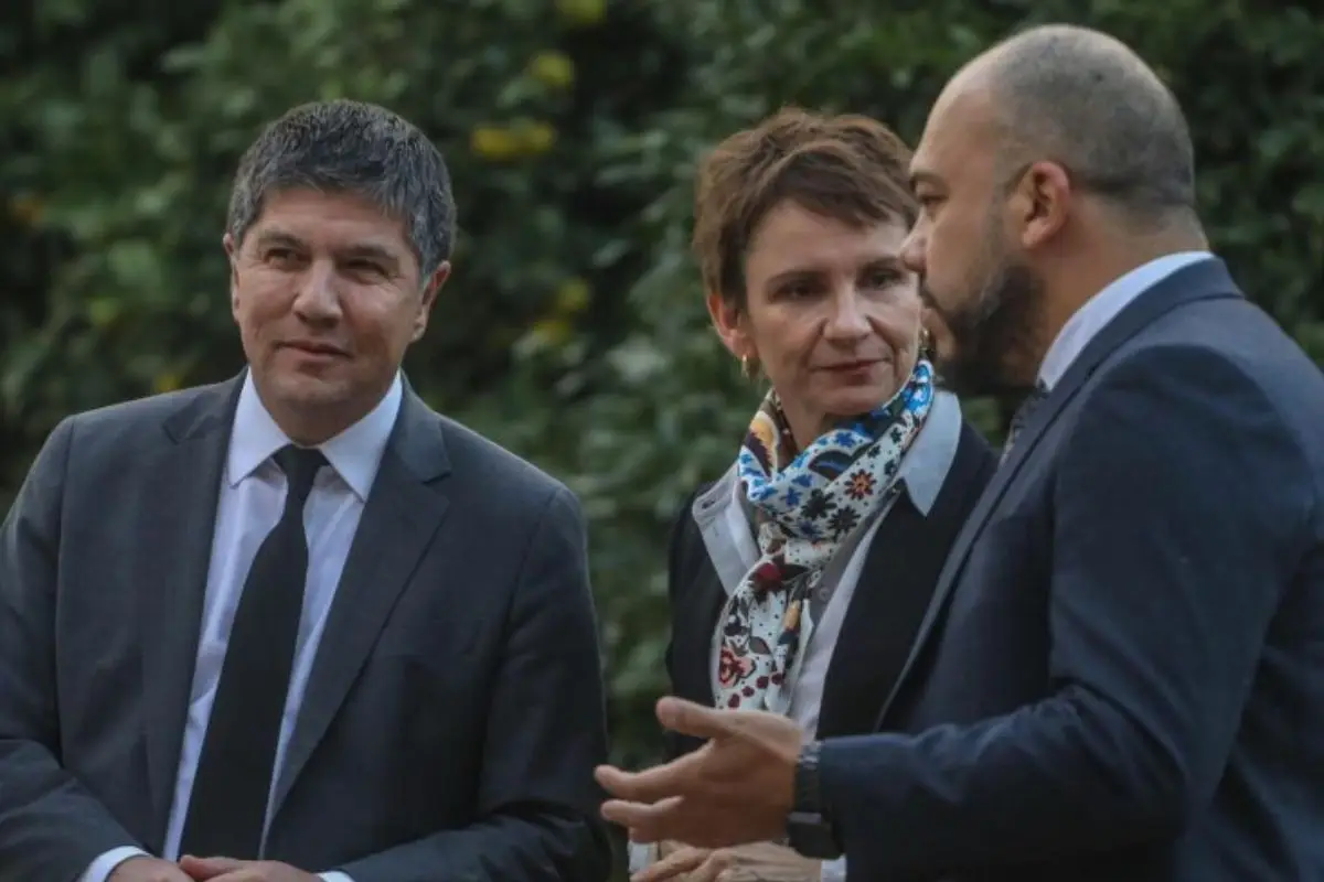 Las autoridades se reunieron de urgencia en La Moneda, Agencia Uno