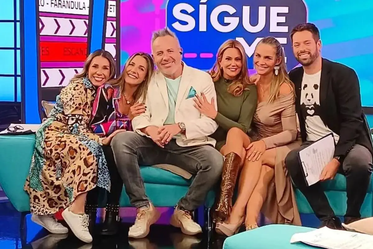 Sígueme y su elenco original, Redes Sociales