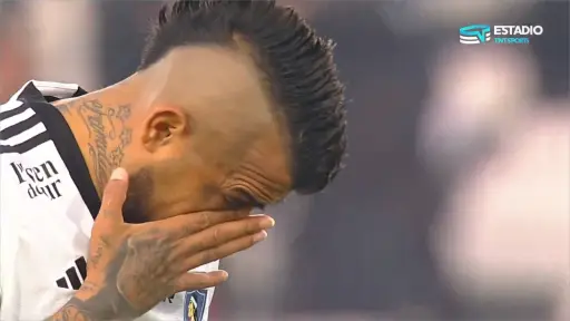 Arturo Vidal emocionado con el homenaje, Captura de pantalla