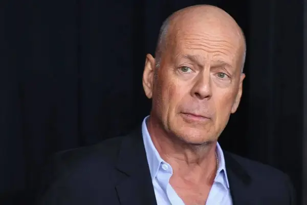 Bruce Willis ,Redes sociales