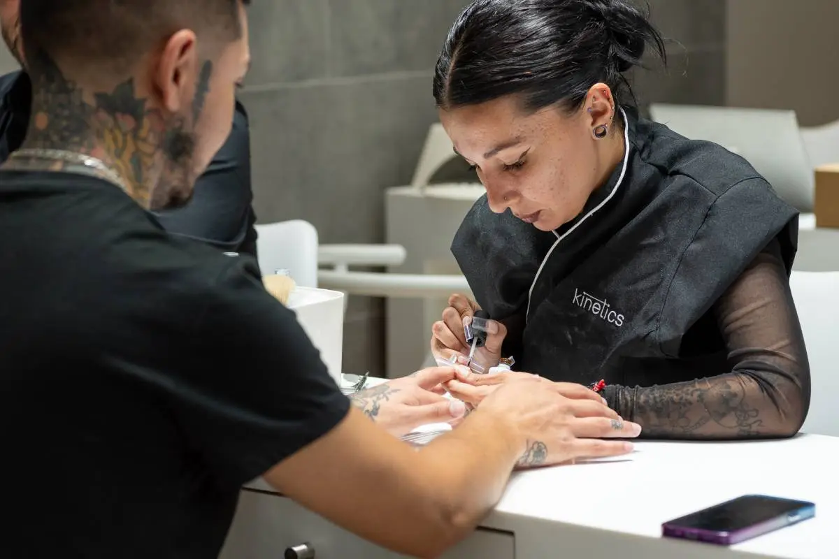 Manicure en Palumbo, Cedida