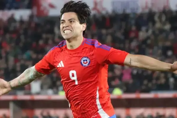 Víctor Dávila  ,Redes sociales