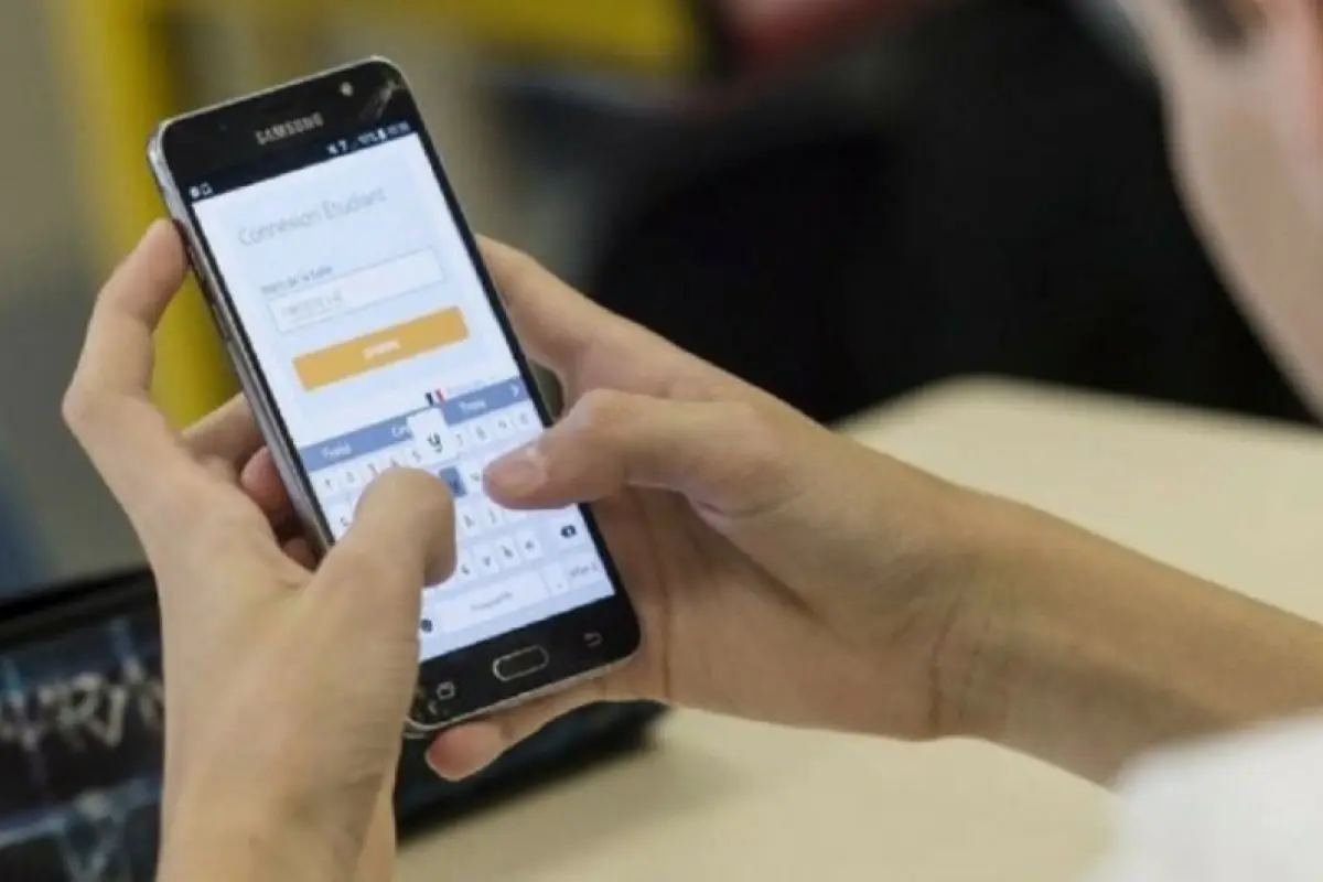 Uso de celulares en colegios municipales , Redes sociales | Referencial