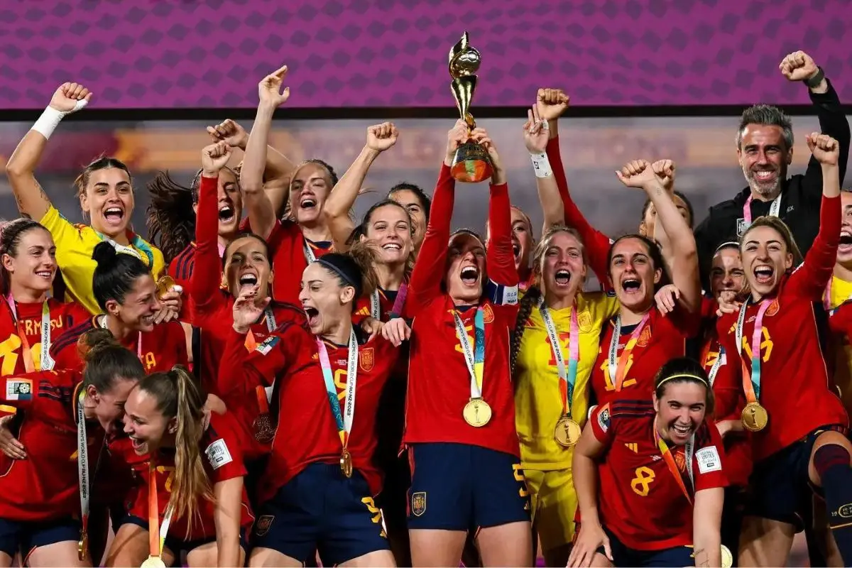 España último país campeón del mundo, Instagram