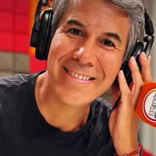 Gonzalo Feito es voz y rostro de La Metro ,Instagram