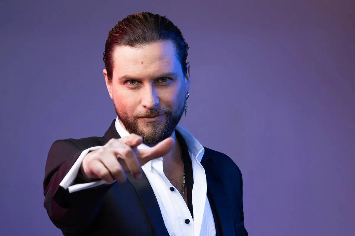 Mi nombre es hará casting masivo, Cedida