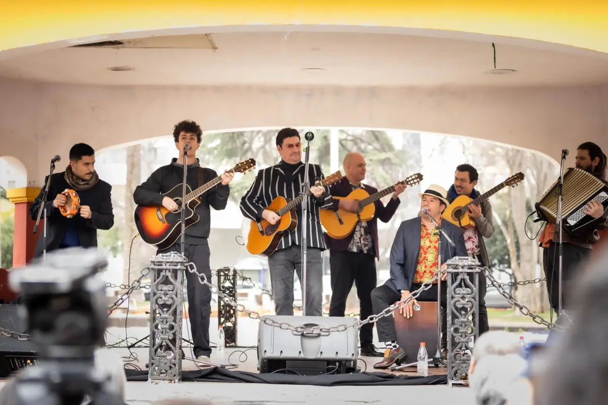 La Yein Fonda , Redes sociales