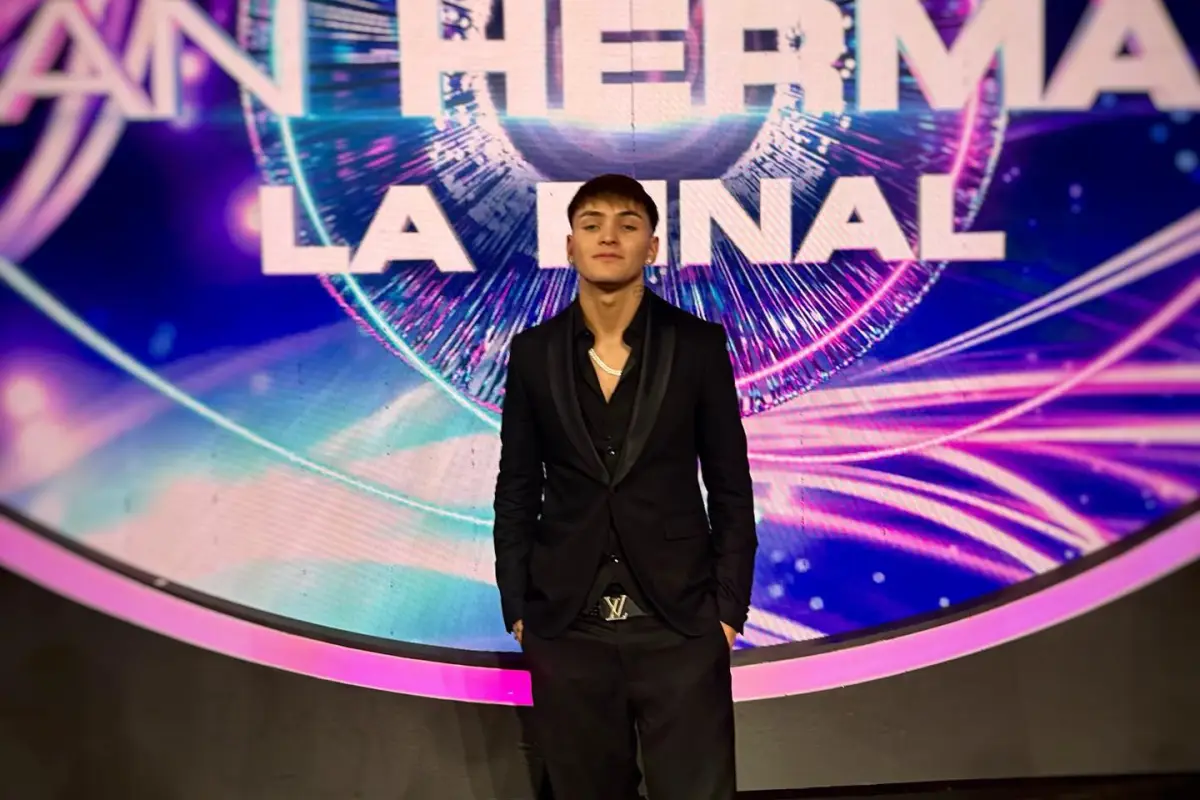 Hans Valdés, Redes sociales